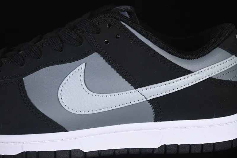 All categories Nk SB Dunk series Nk SB Dunk Low low-top sneakers Nike SB Dunk Low black gray low-top casual sneakers IB3079-001